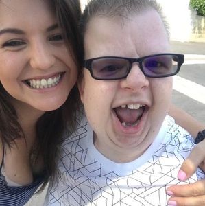 Meet your Posher, Robin